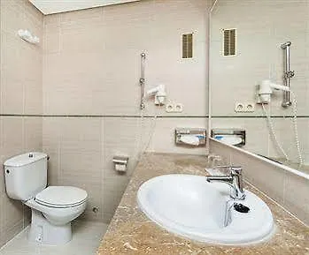 Sumba- Borneo Hotel Cala Millor